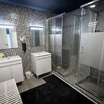 Cyberhostel