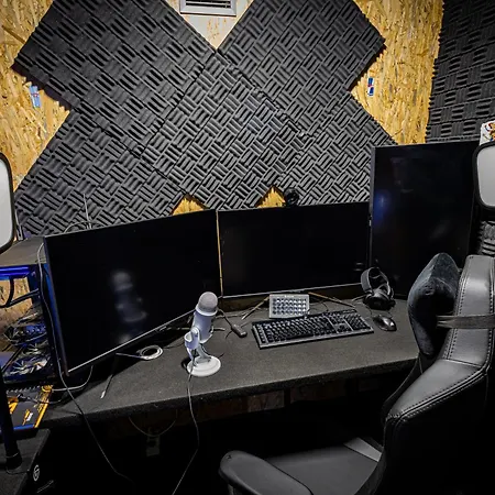 אכסניה Cyberhostel אלמאדה