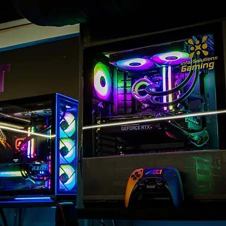 Cyberhostel אלמאדה