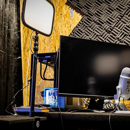 אכסניה Cyberhostel אלמאדה